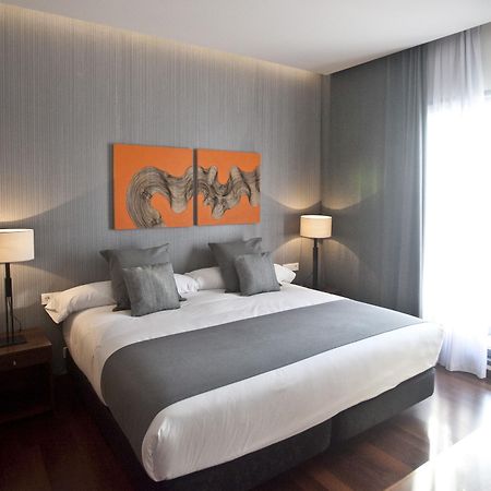 Hotel Carris Marineda A Coruna Ngoại thất bức ảnh